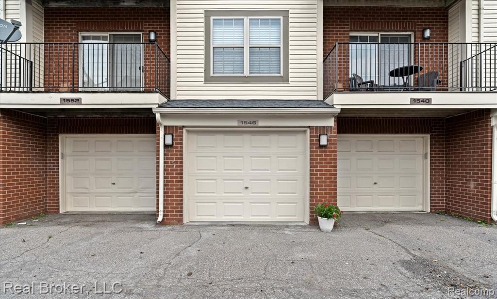 1546 Devon Lane Property Photo 22