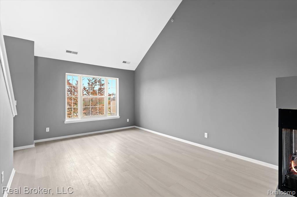 1546 Devon Lane Property Photo 25