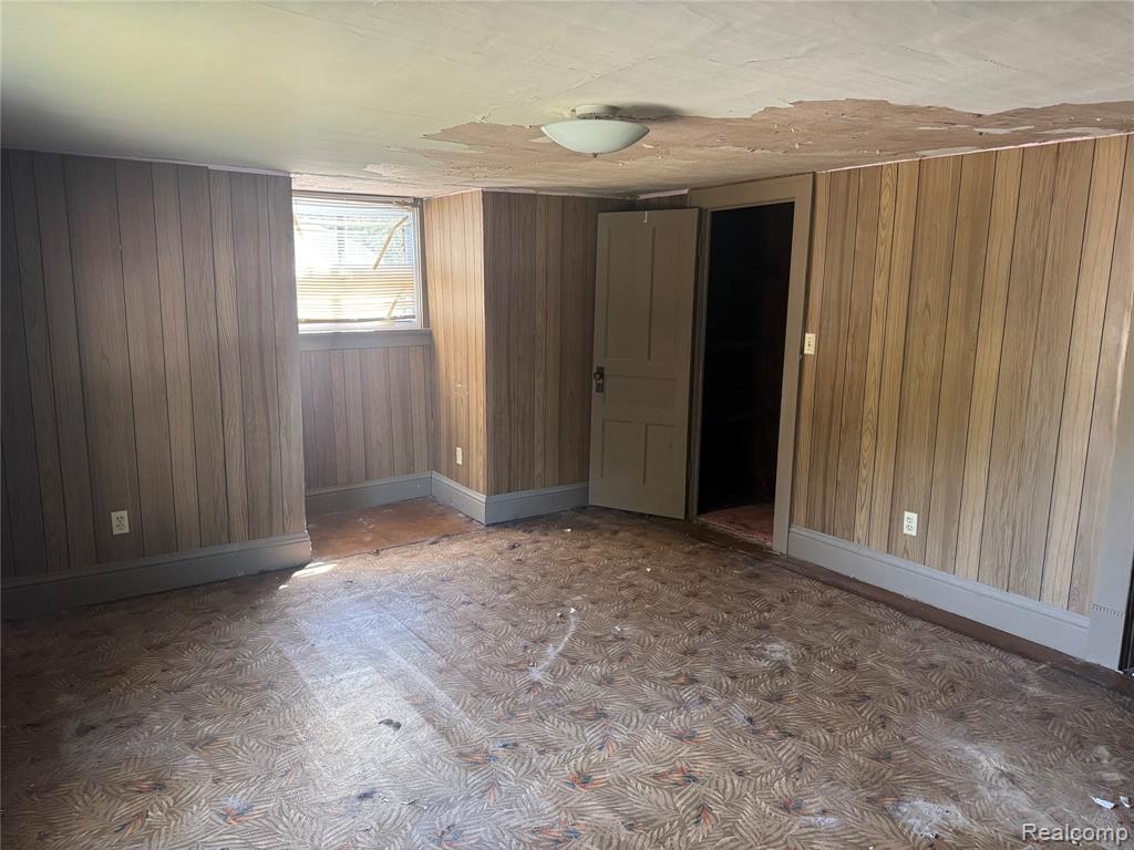 333 Greenly Street Property Photo 11