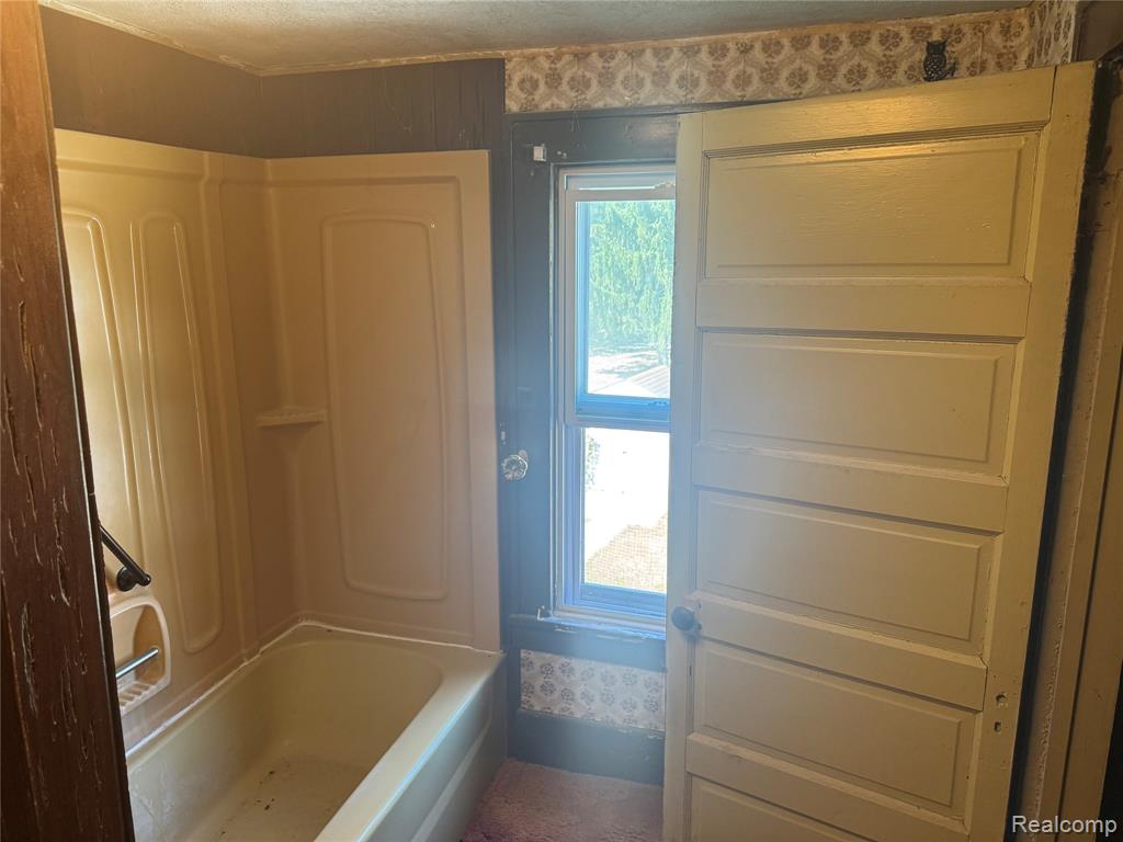 333 Greenly Street Property Photo 20