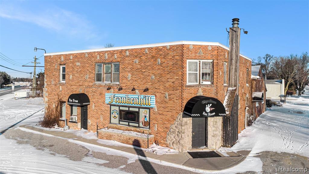 9500 W Saginaw Road