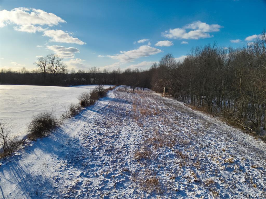 V/l W Us-12 Highway Property Photo 12