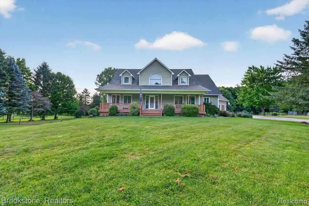5163 Country Squire Road Property Photo 2