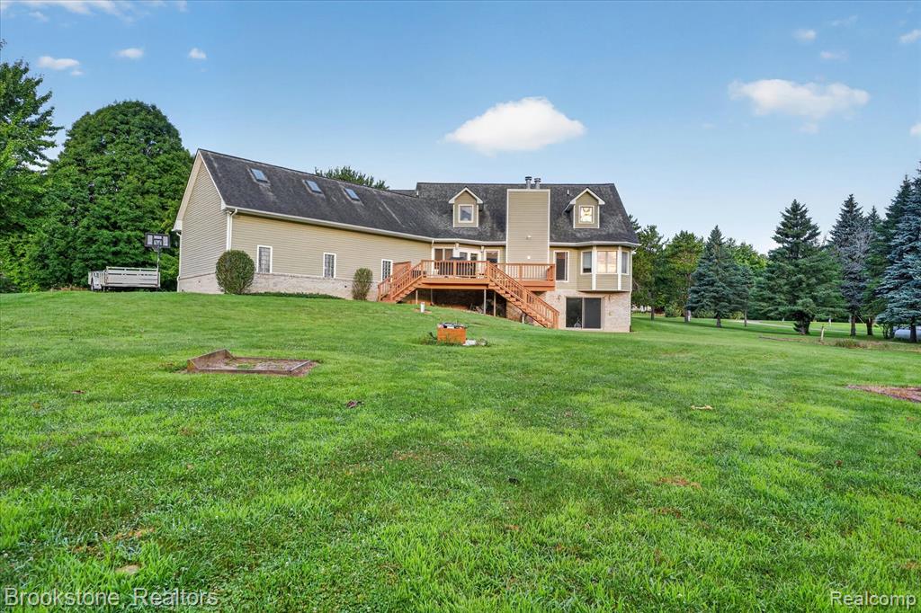 5163 Country Squire Road Property Photo 9