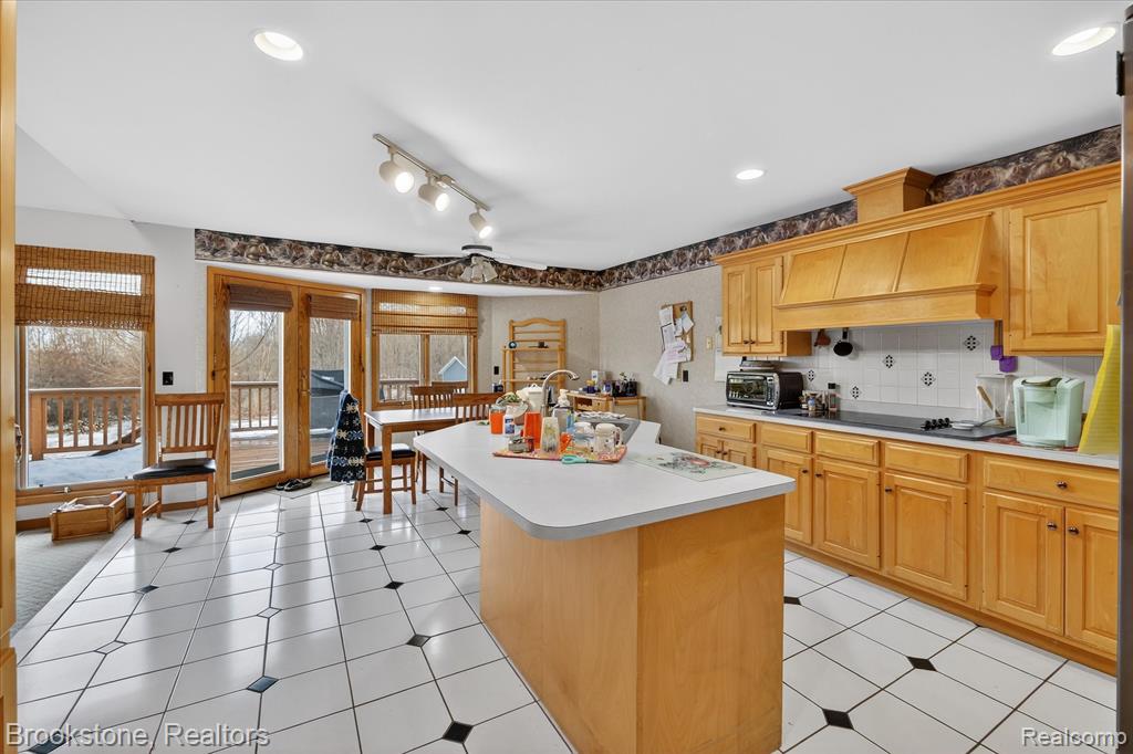 5163 Country Squire Road Property Photo 23