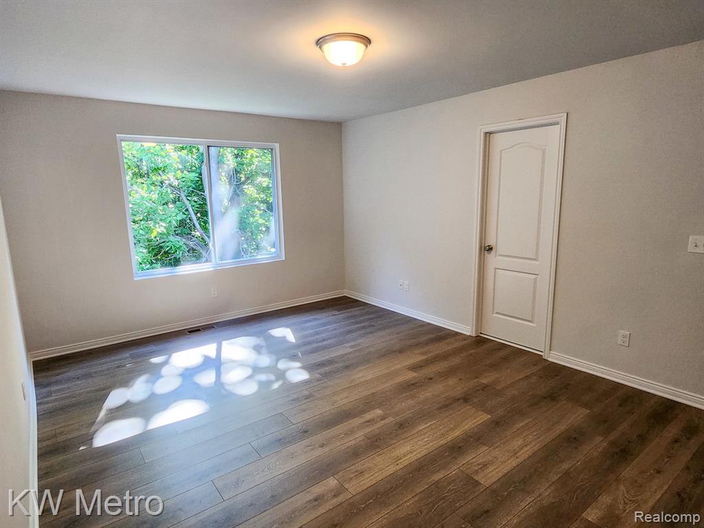 205 (immediate Whispering Pines Drive Property Photo 7