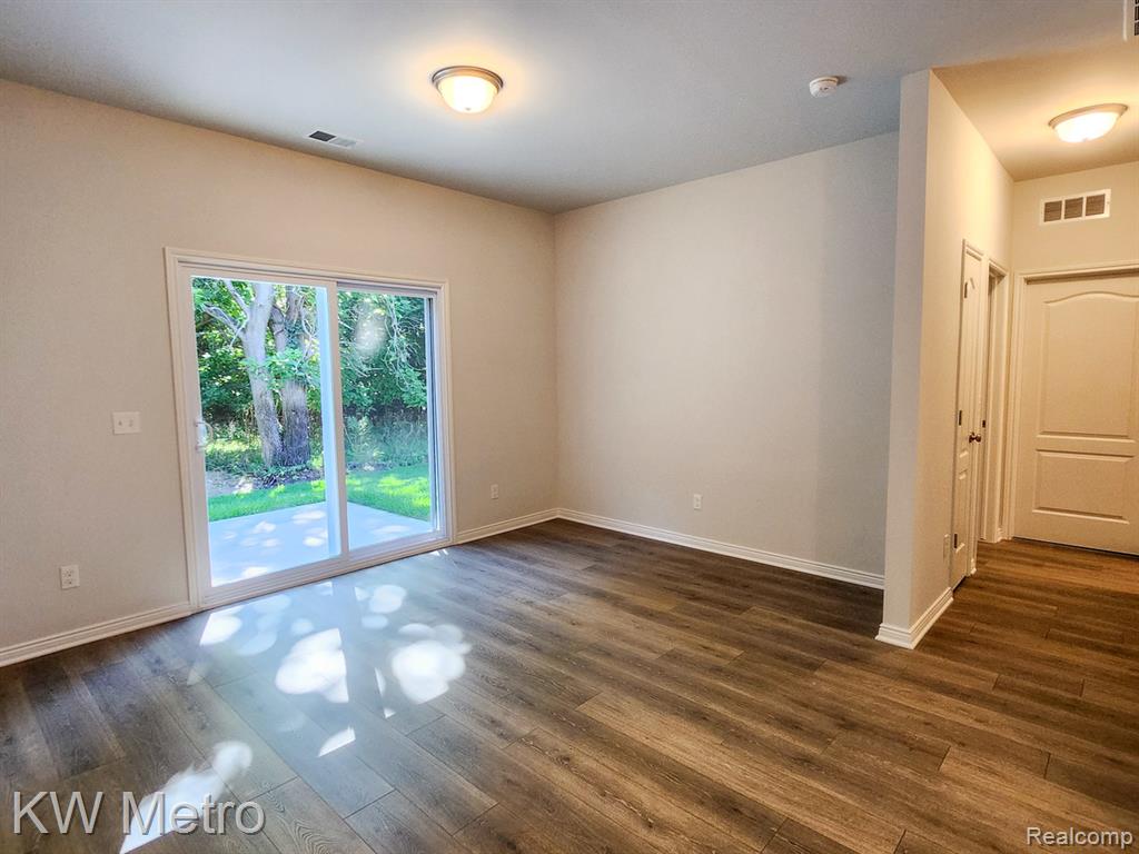 205 (immediate Whispering Pines Drive Property Photo 14