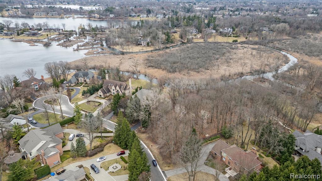 3026 Heron French Provincial Property Photo 32