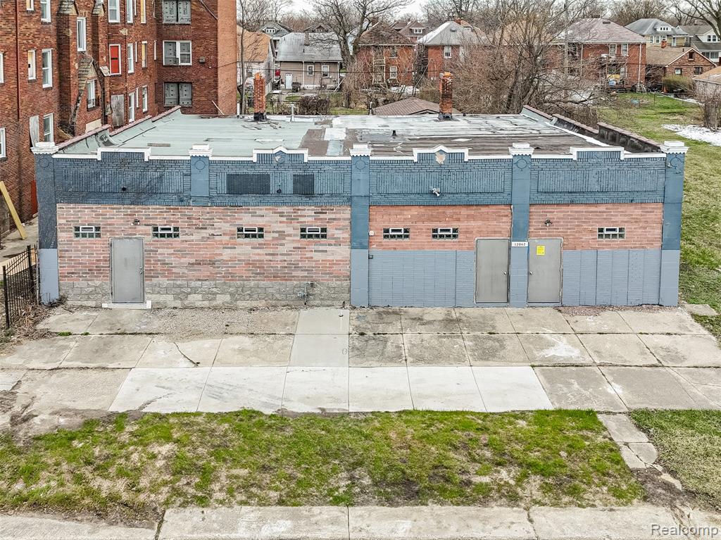 12062 Broadstreet Avenue Property Photo 1
