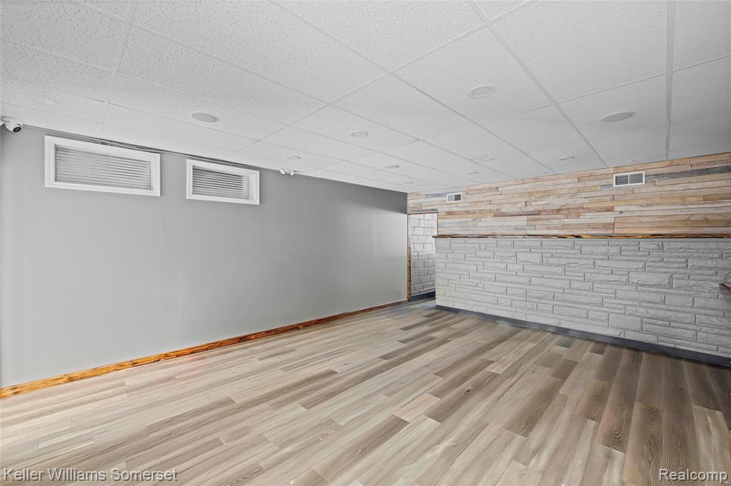 17503 Stephens Drive Property Photo 9