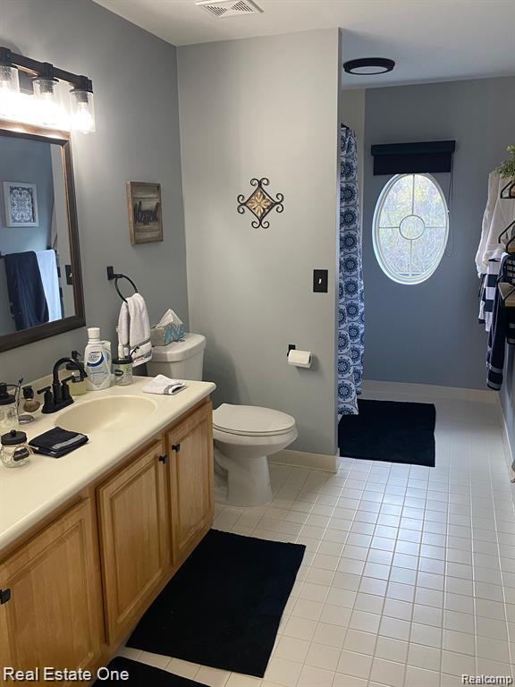 7305 Gateway Drive Property Photo 22