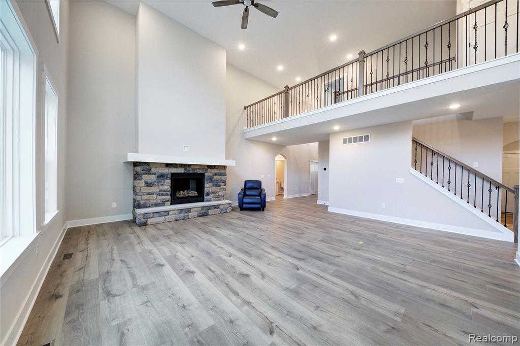 626 Round Rock Property Photo 7