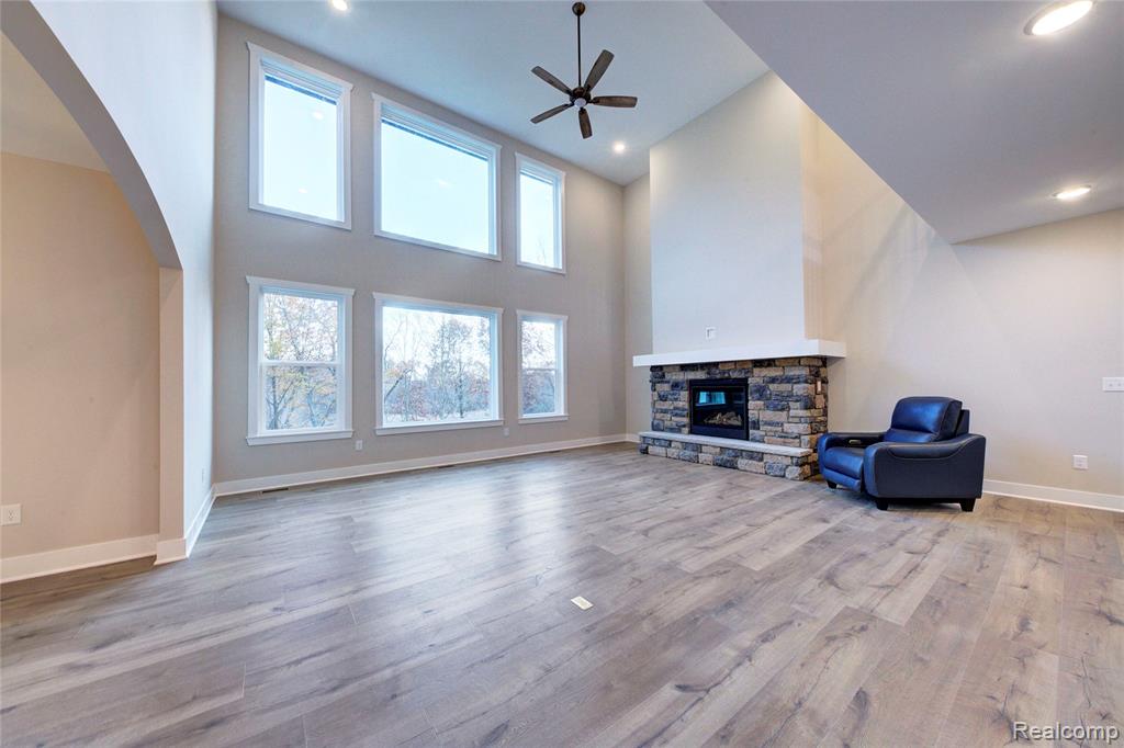 626 Round Rock Property Photo 9