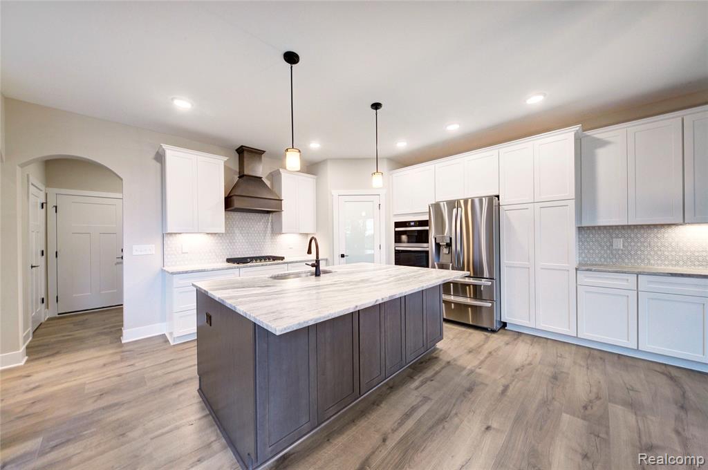 626 Round Rock Property Photo 11