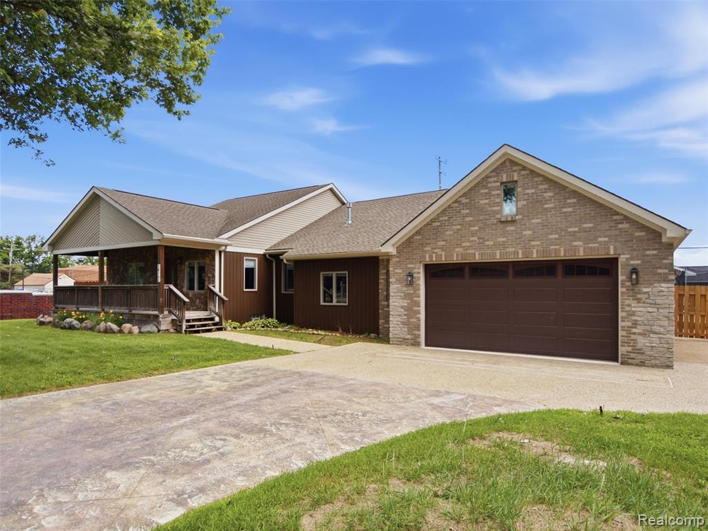 58106 Delmar Property Photo 1