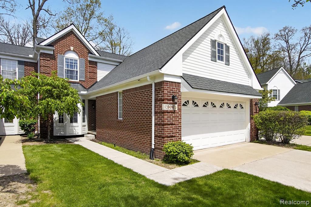 606 Shady Maple Drive Property Photo 1