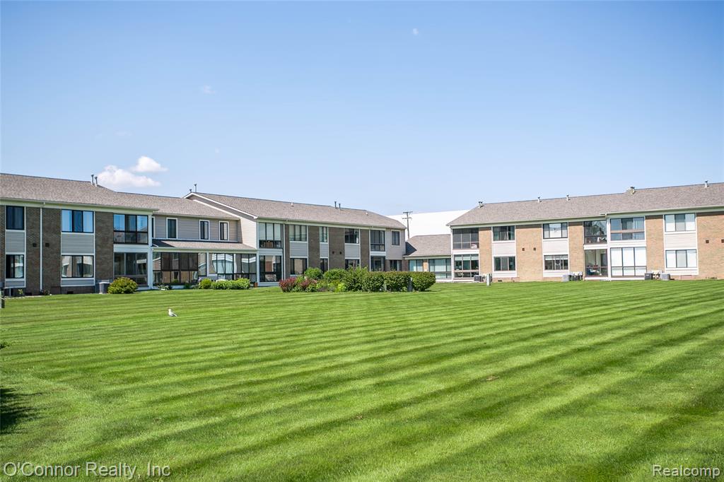 1660 River Road Property Photo 1