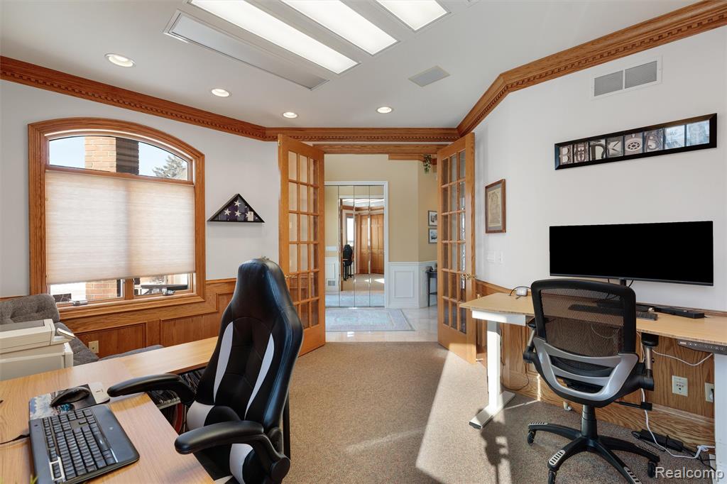 34330 Jefferson Avenue Property Photo 12