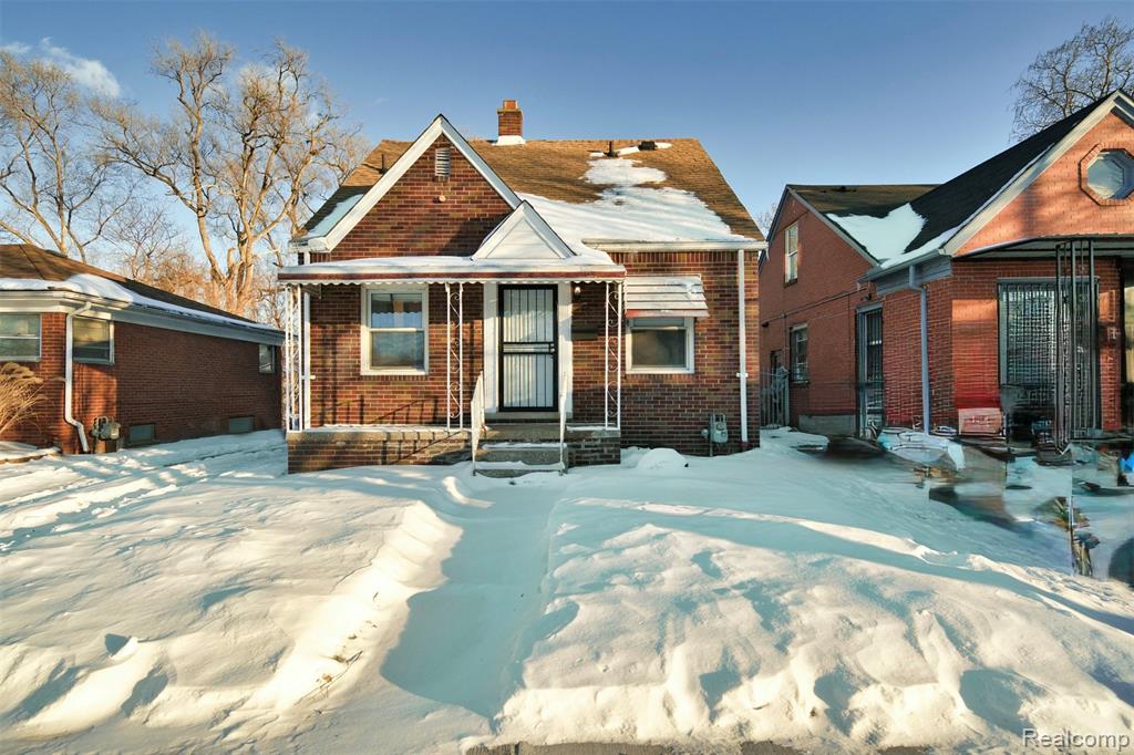 1709 S Deacon Street Property Photo 1