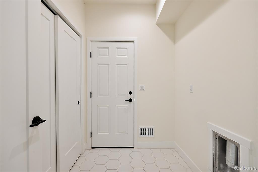 8754 Agnes Street Property Photo 18