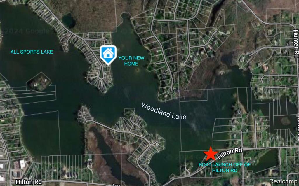 8461 Woodland Shore Drive Property Photo 4
