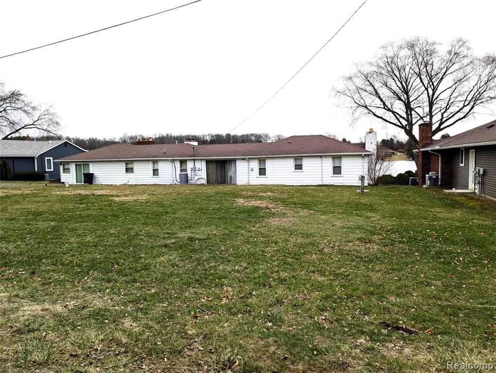 8461 Woodland Shore Drive Property Photo 27