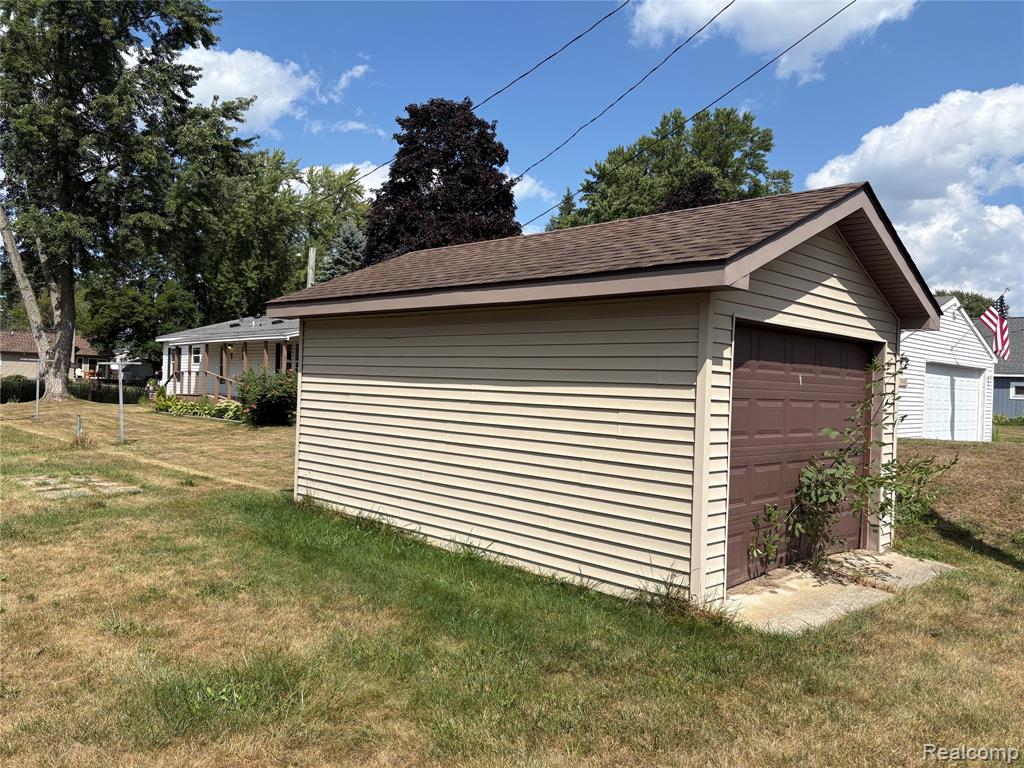 336 Twin Lake Road Property Photo 2