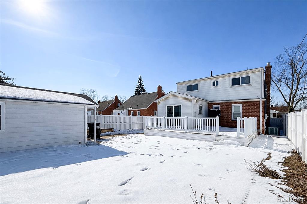 1459 22nd Street Property Photo 7
