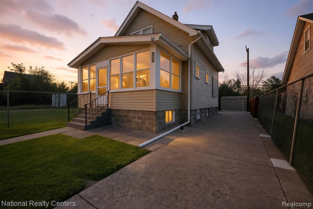 1041 Adeline Street Property Photo 2