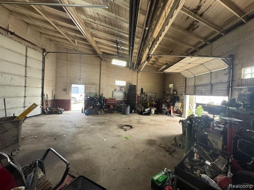368 Gratiot N Road Property Photo 1