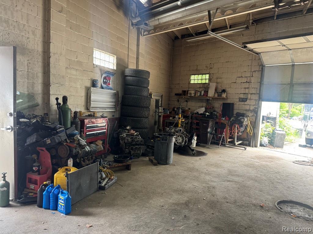 368 Gratiot N Road Property Photo 3