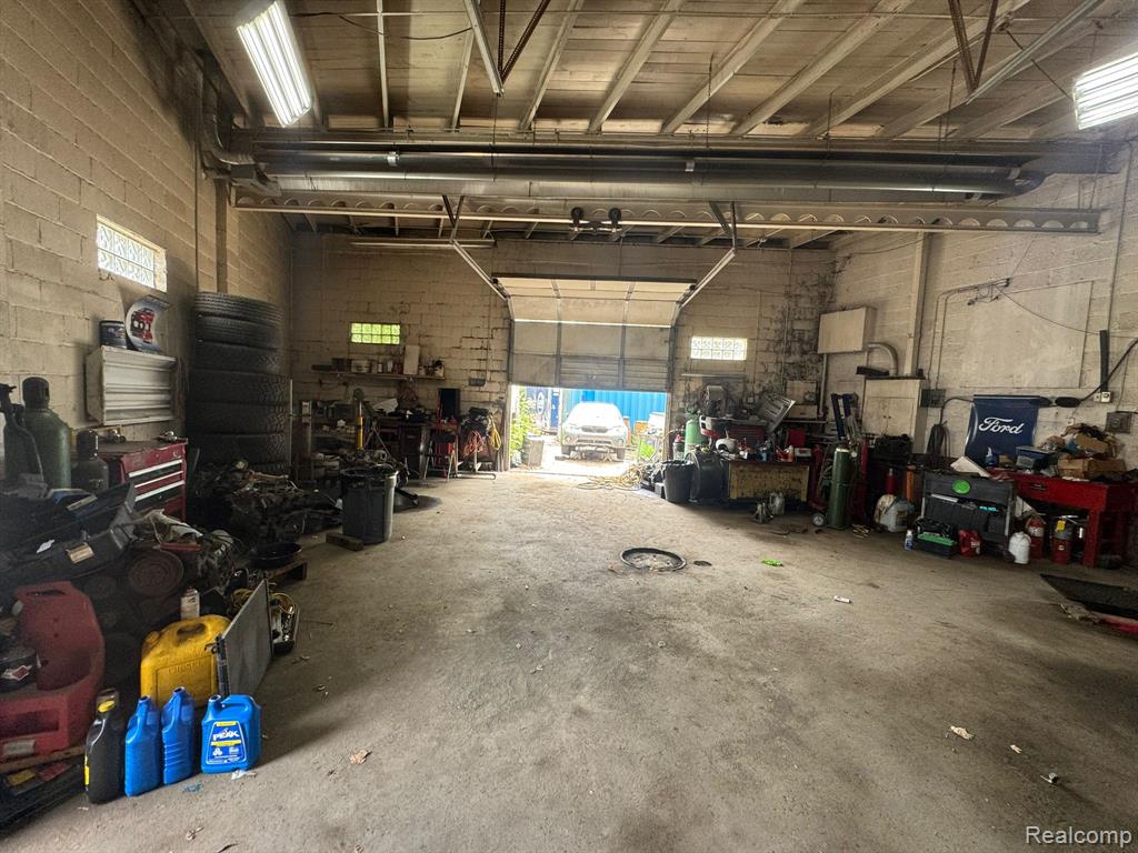 368 Gratiot N Road Property Photo 14