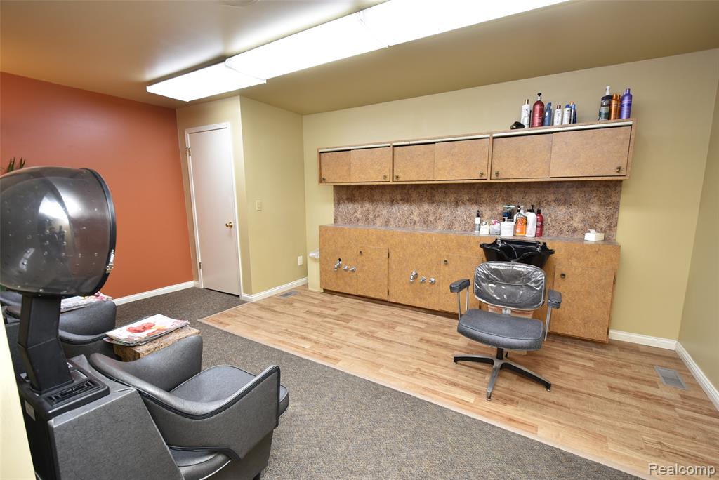 11522 Davis Street Property Photo 10