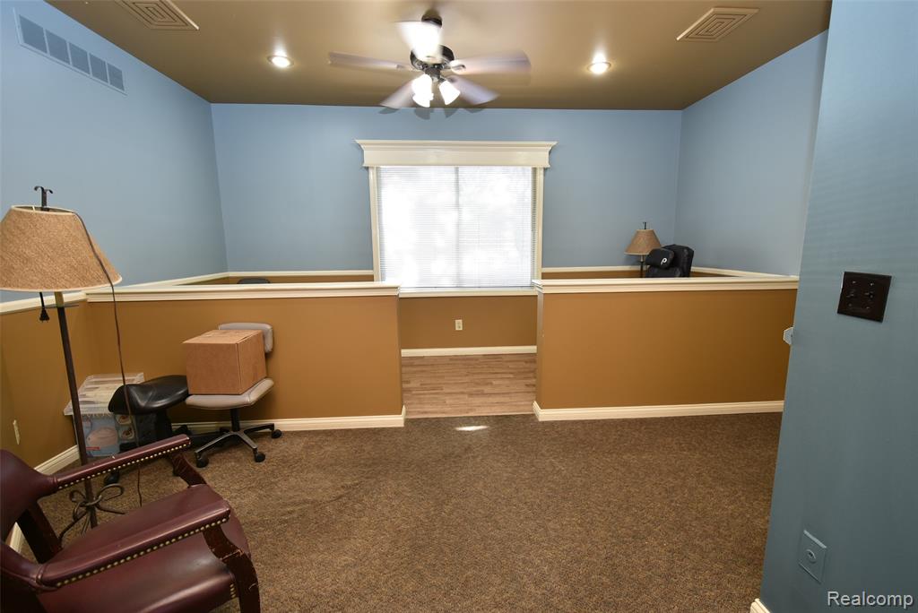 11522 Davis Street Property Photo 18