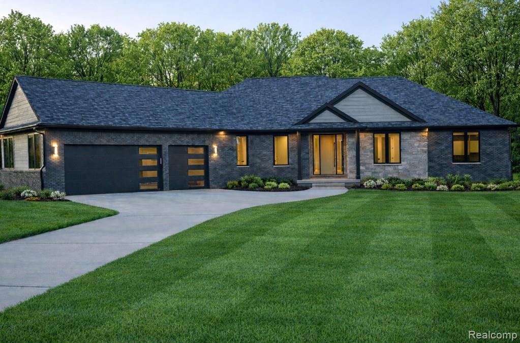 632 Kings Fairway Lane Property Photo 1