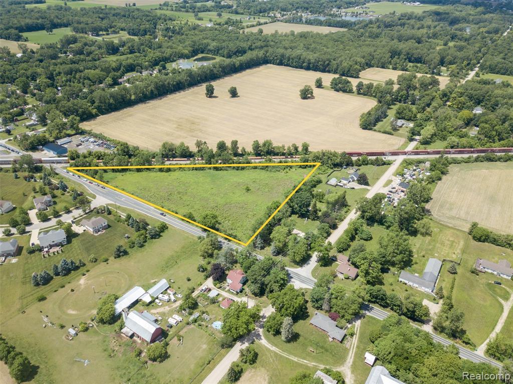 10467 Willis Road Property Photo 3