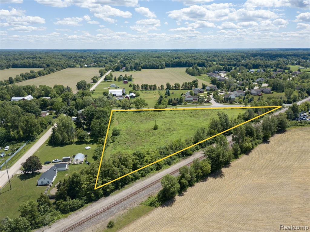10467 Willis Road Property Photo 11