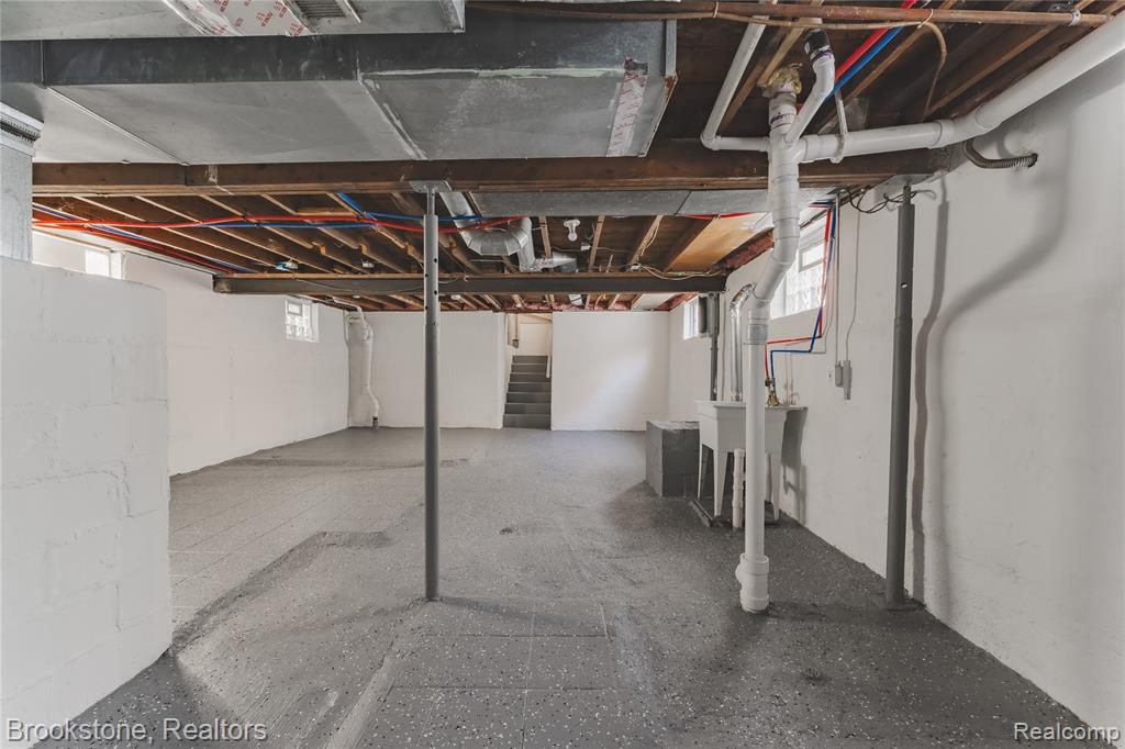103 W Cornell Avenue Property Photo 31