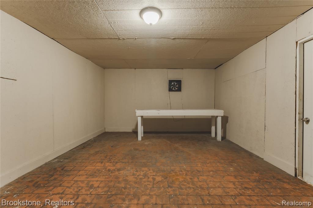 103 W Cornell Avenue Property Photo 35