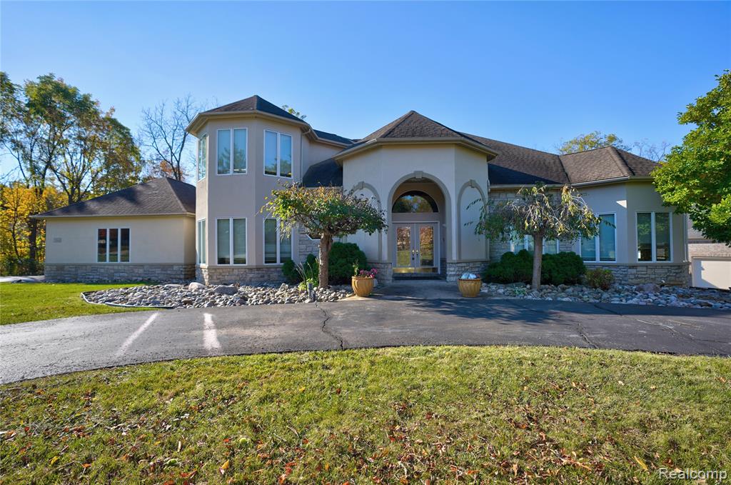 5166 Warwick Woods Trail