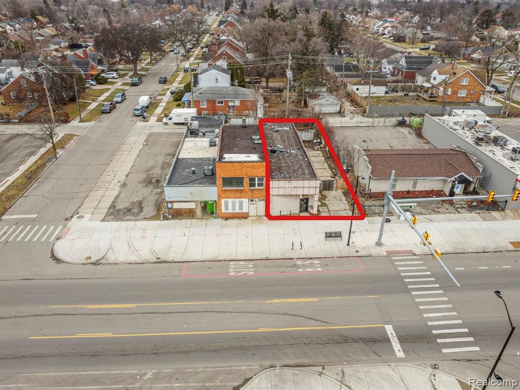 16815 W Warren Avenue Property Photo 1