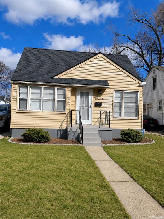 20244 Oakfield Street Property Photo 1