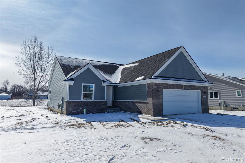 10190 Hunt Drive Property Photo 1