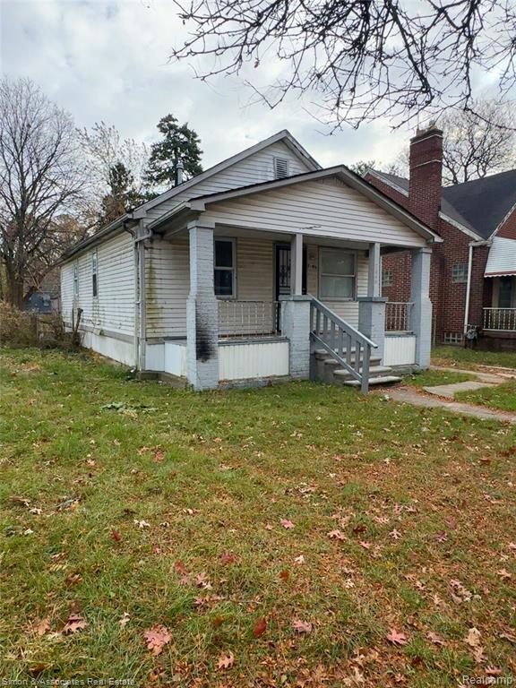 7646 Brace Street Property Photo 3