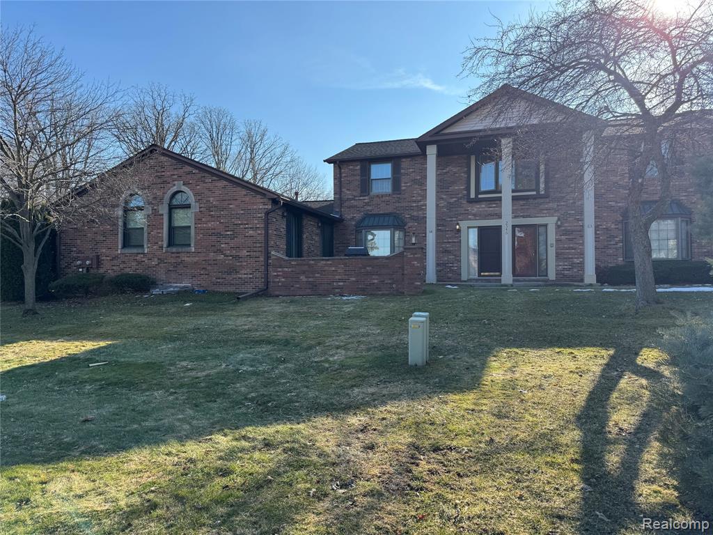 2346 London Bridge Drive Property Photo 1