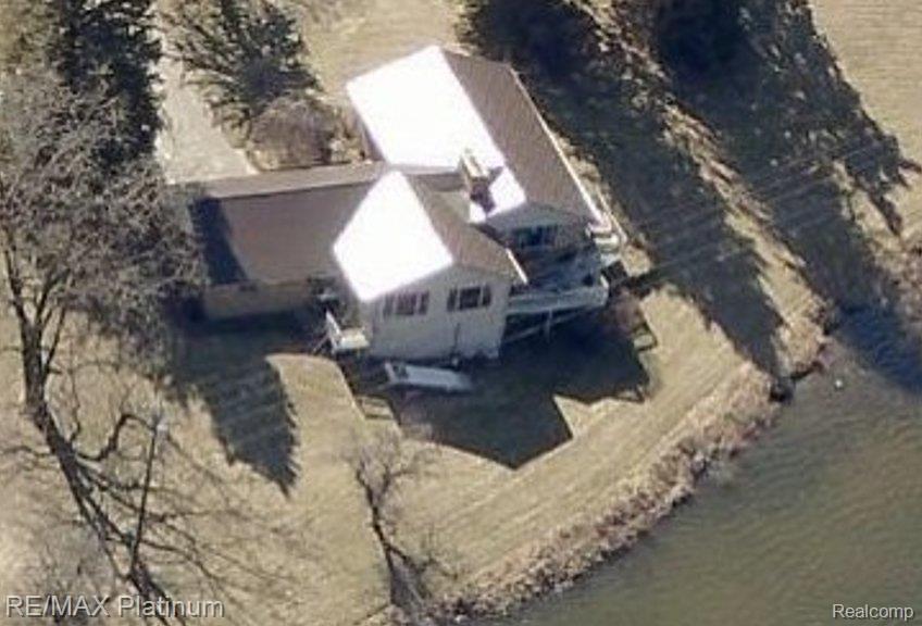 2525 Fisher Road Property Photo 8