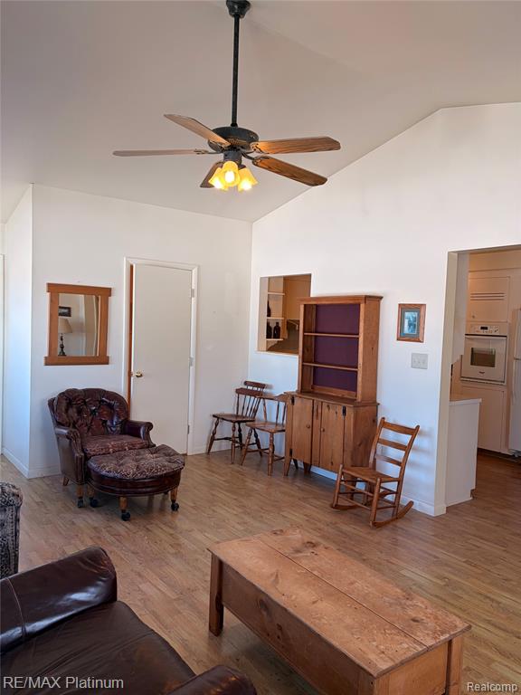 2525 Fisher Road Property Photo 21
