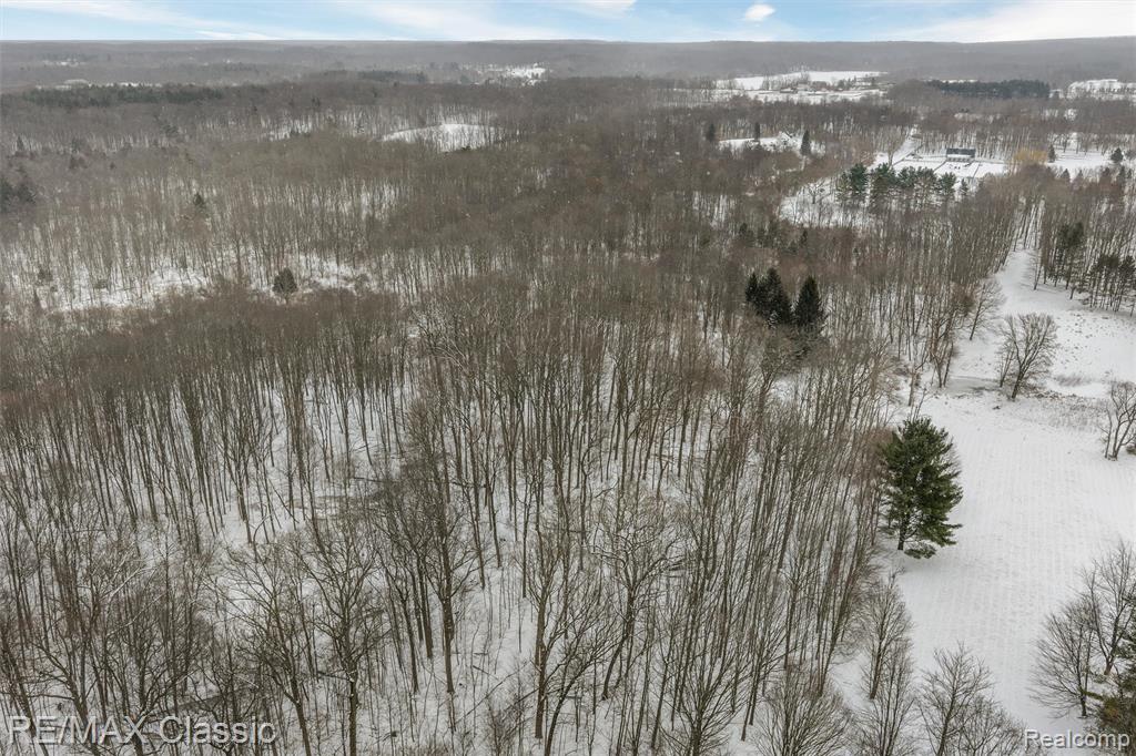 3737 Rock Valley Property Photo 7