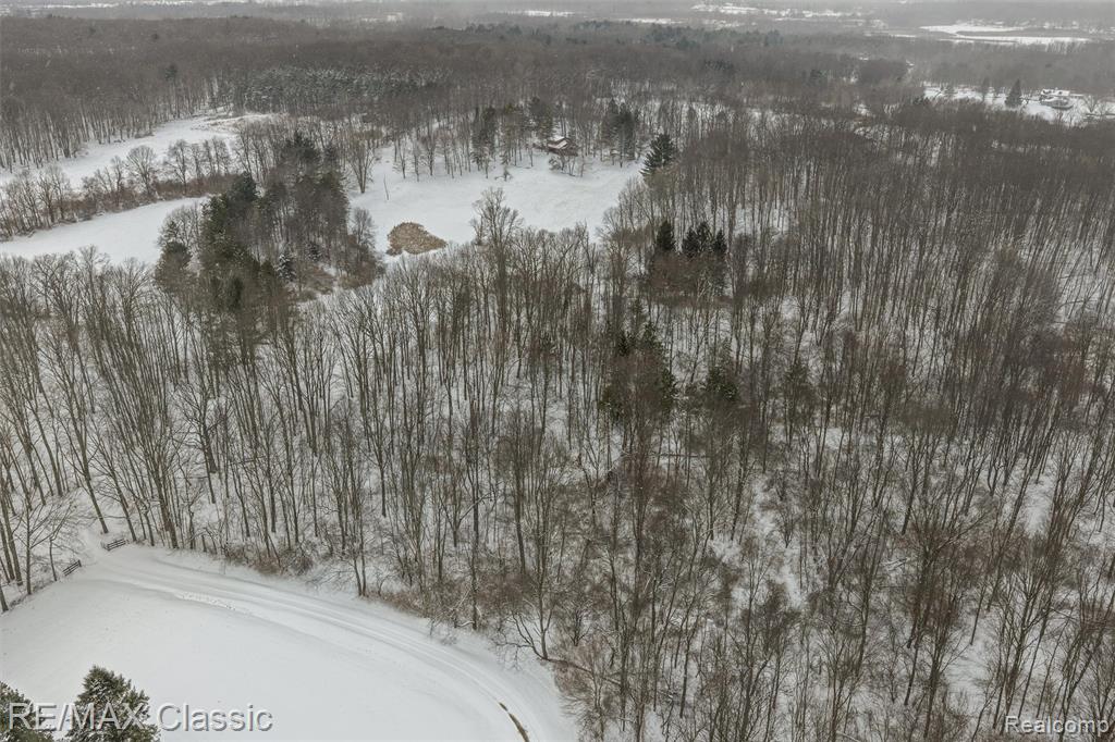3737 Rock Valley Property Photo 9