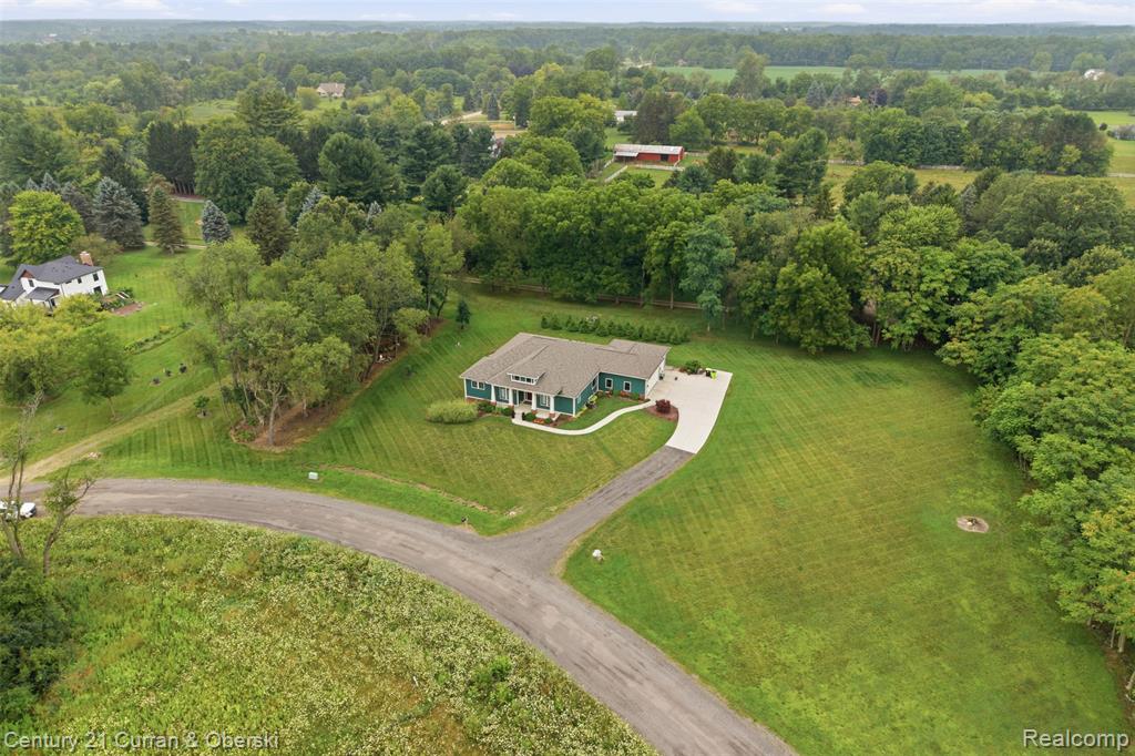 943 Serenity Way Property Photo 10